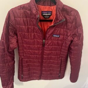Patagonia Burgundy Quilted Jacket size small